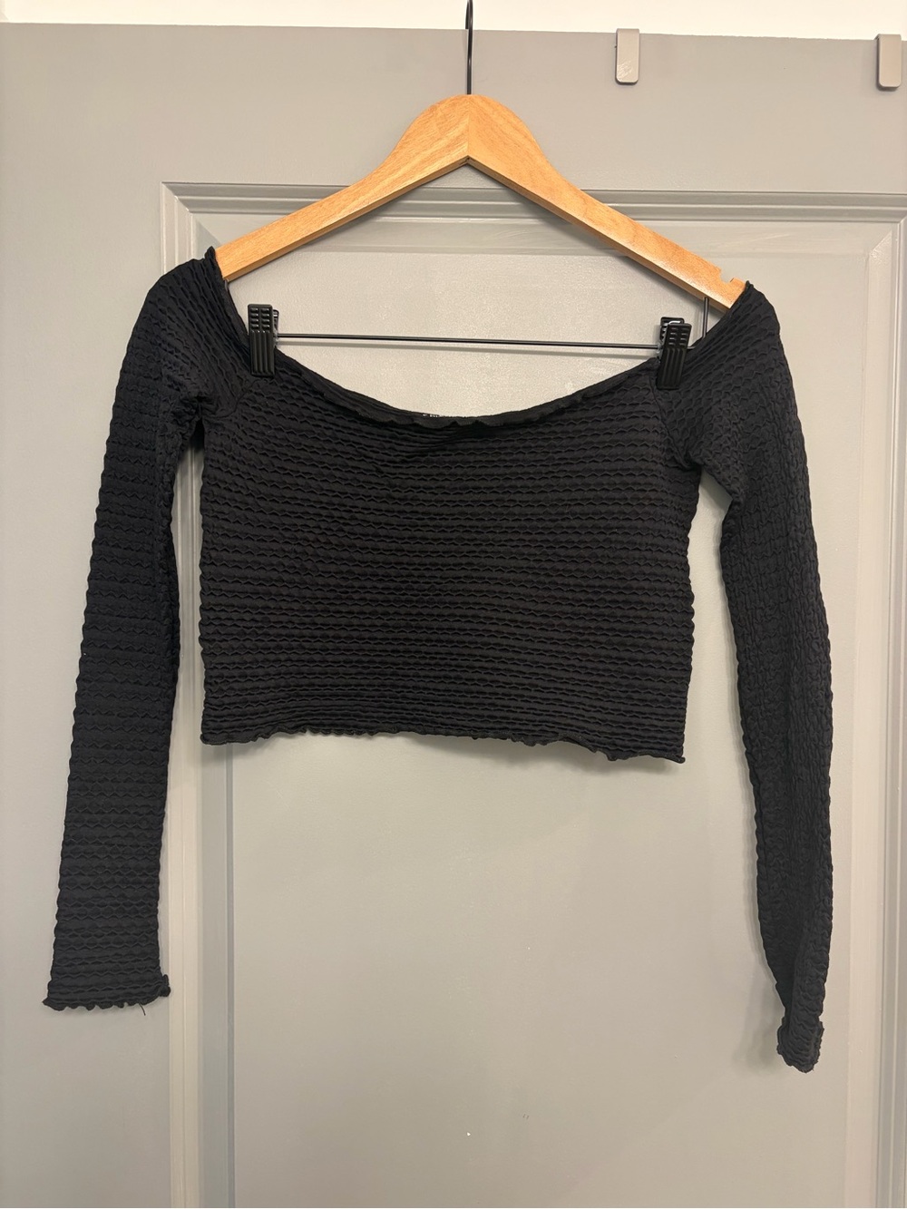 Free People Black Off-Shoulder Long Sleeve Crop Top